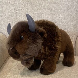 Brown Plush Bison miyoni brand like new